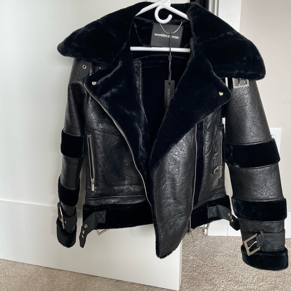Plush Vegan-Leather Aviator Fall Jacket in Black